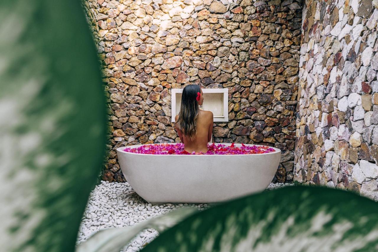 Segara Lombok Beach Resort Селонґ-Беланак Екстер'єр фото