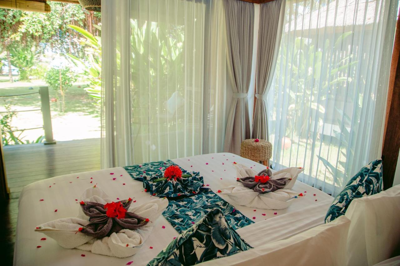 Segara Lombok Beach Resort Селонґ-Беланак Екстер'єр фото