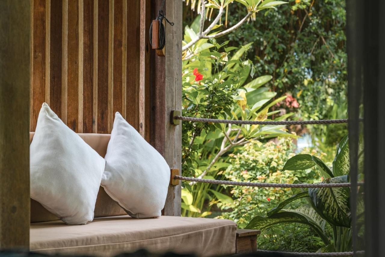 Segara Lombok Beach Resort Селонґ-Беланак Екстер'єр фото