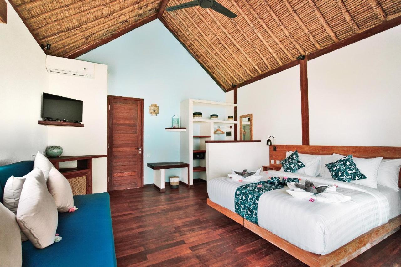 Segara Lombok Beach Resort Селонґ-Беланак Екстер'єр фото