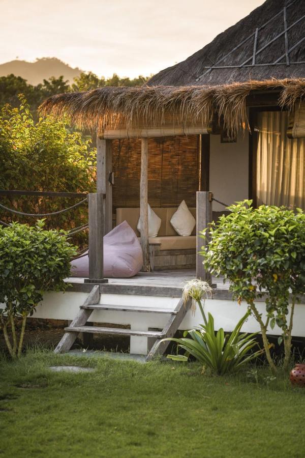 Segara Lombok Beach Resort Селонґ-Беланак Екстер'єр фото