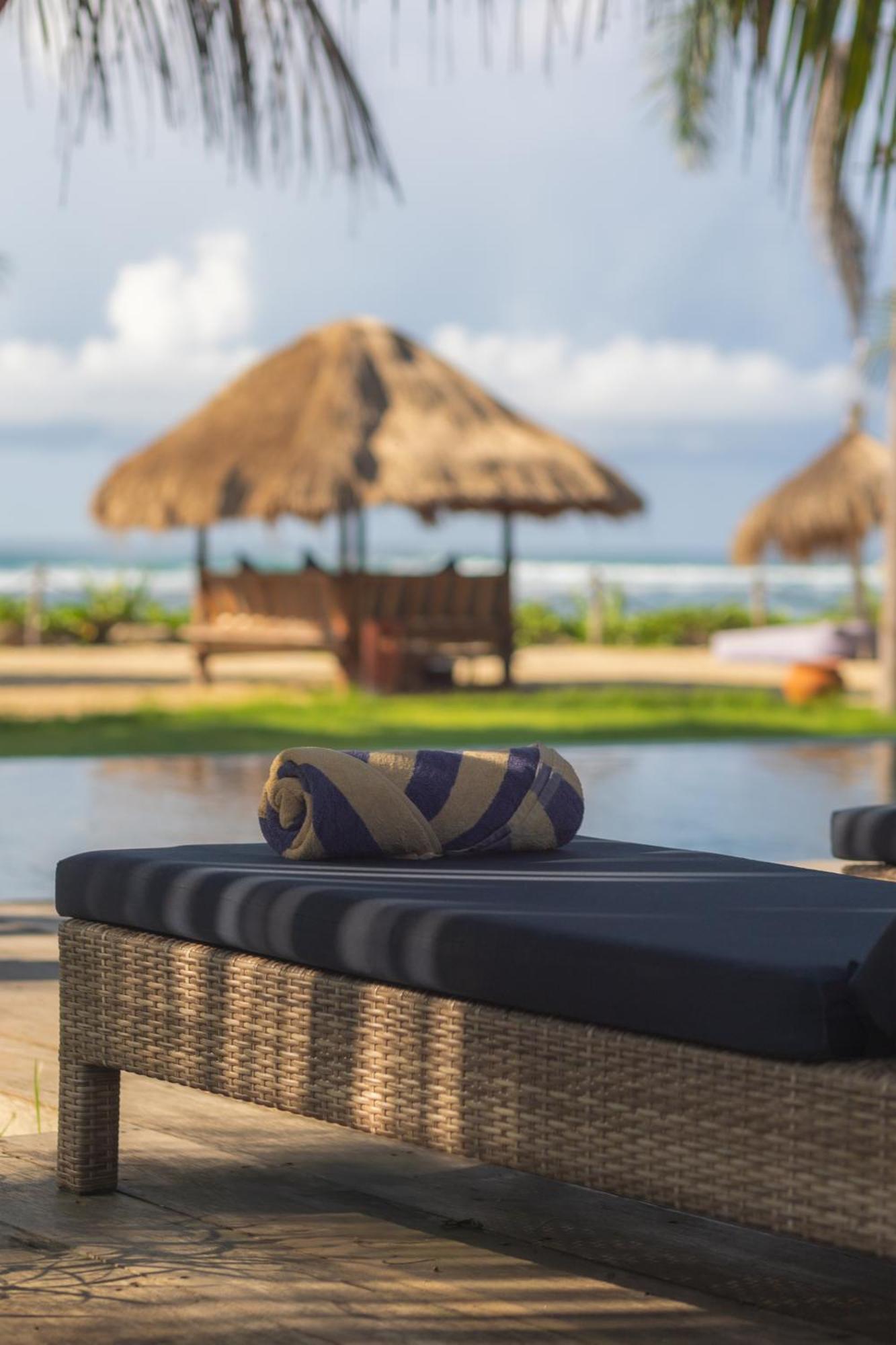 Segara Lombok Beach Resort Селонґ-Беланак Екстер'єр фото