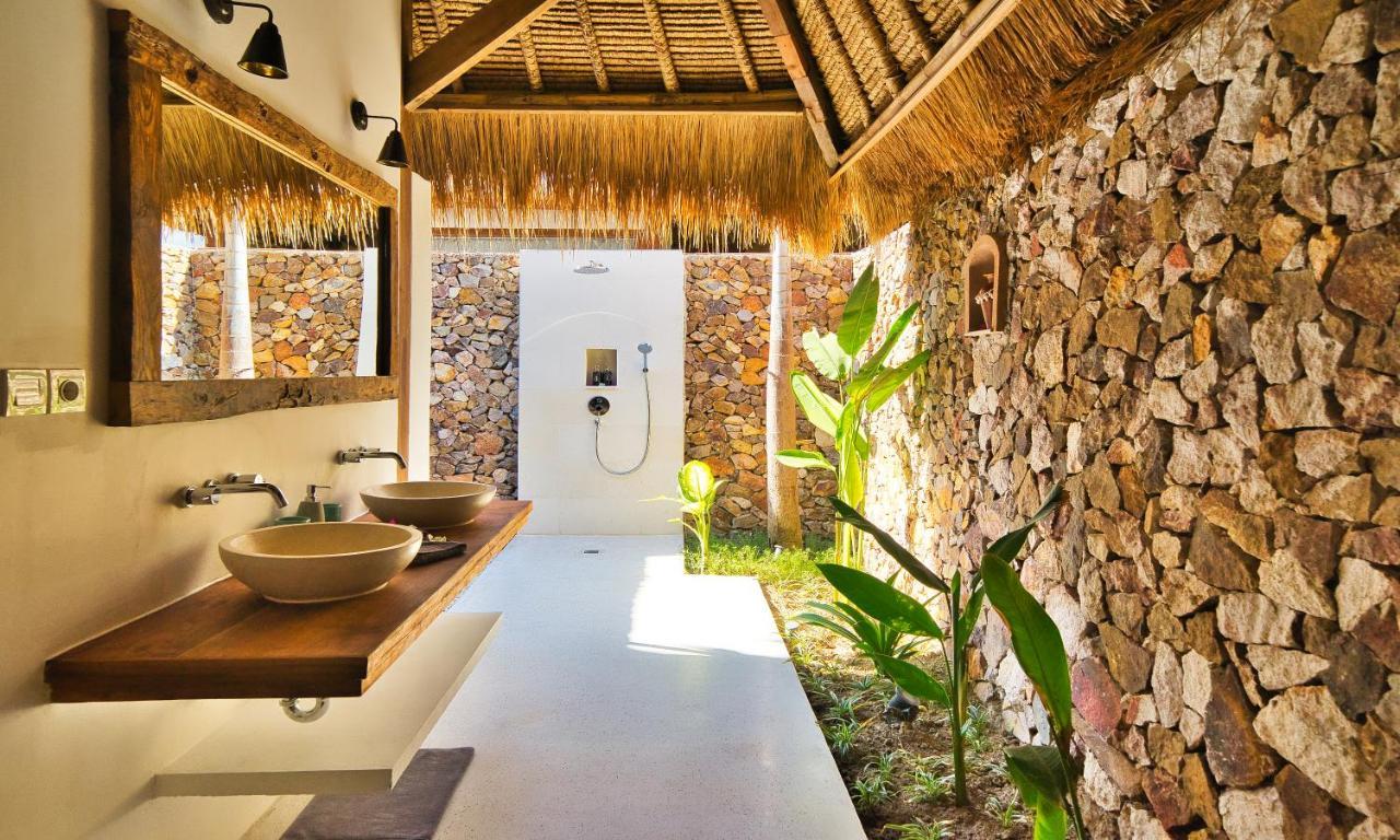 Segara Lombok Beach Resort Селонґ-Беланак Екстер'єр фото