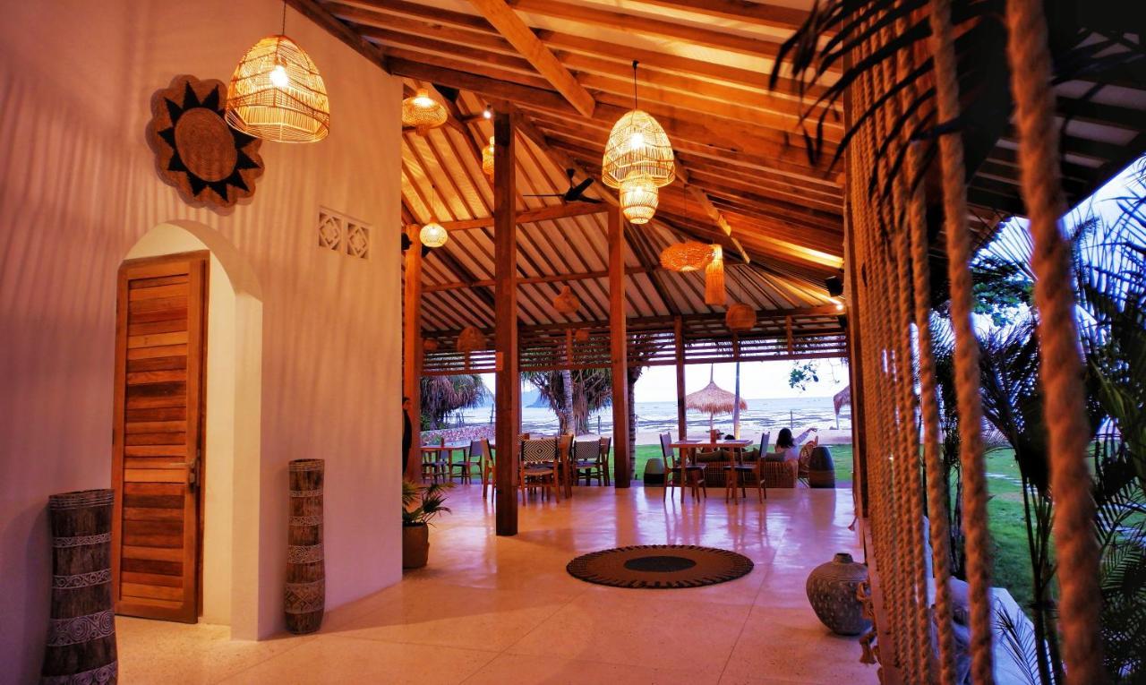Segara Lombok Beach Resort Селонґ-Беланак Екстер'єр фото